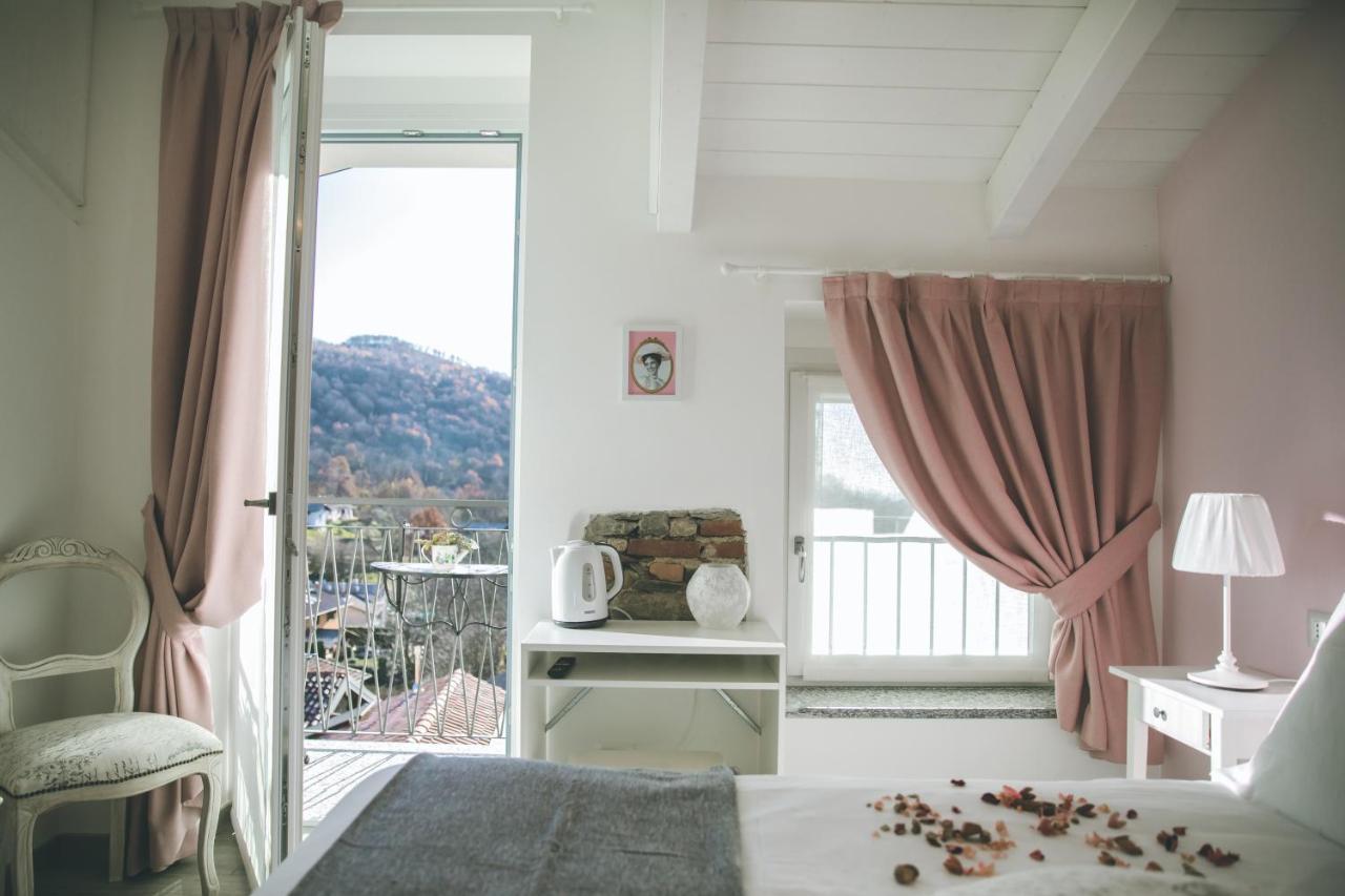 B&B Il Cappellaio Di Erika Brovello-Carpugnino Extérieur photo